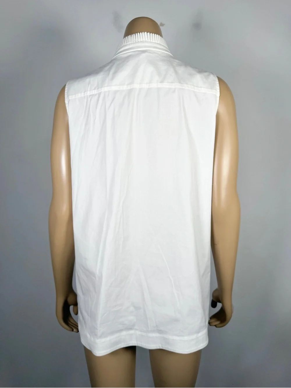 Lafayette 148 New York Women’s Size Medum Sleeveless Button Front Blouse - Picture 5 of 9